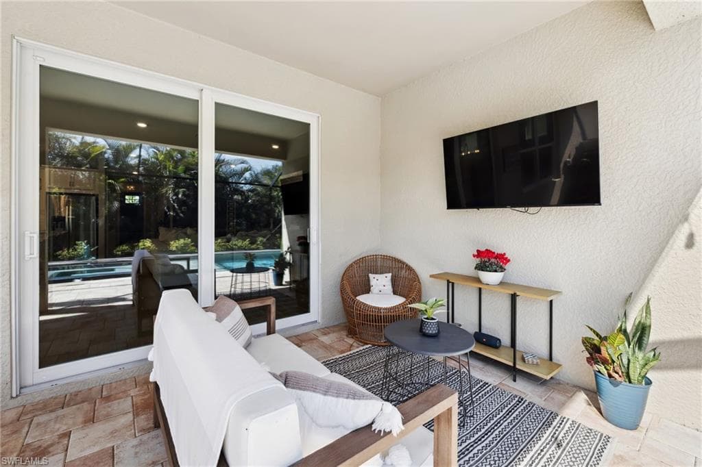 15361 Floresta LN-26