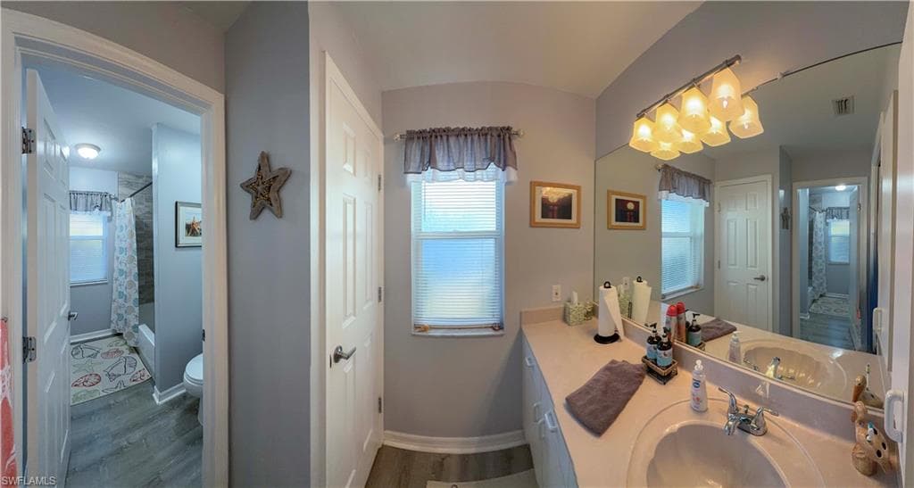 22638 FOREST VIEW DR-26