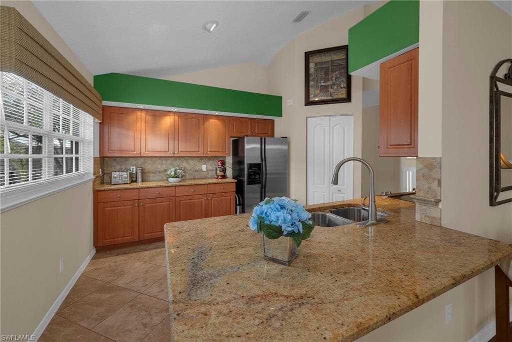 3951 Windward Passage CIR 202-4