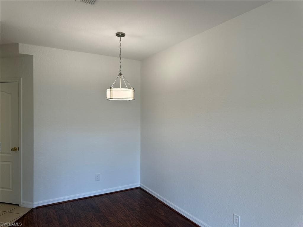 1376 Weeping Willow CT-23