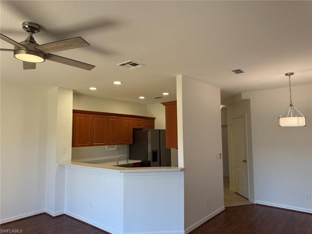 1376 Weeping Willow CT-13