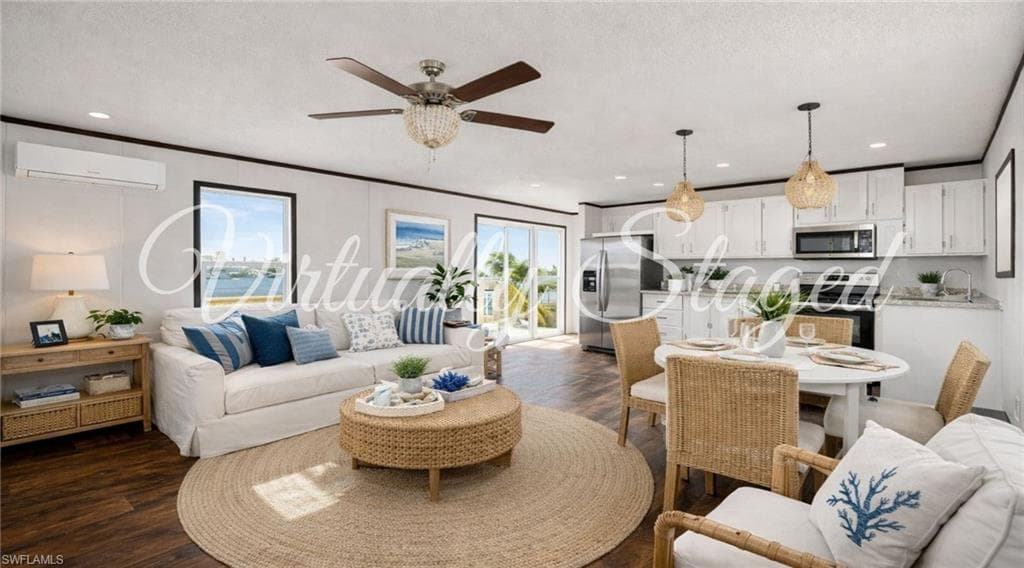 69 Emily LN-14