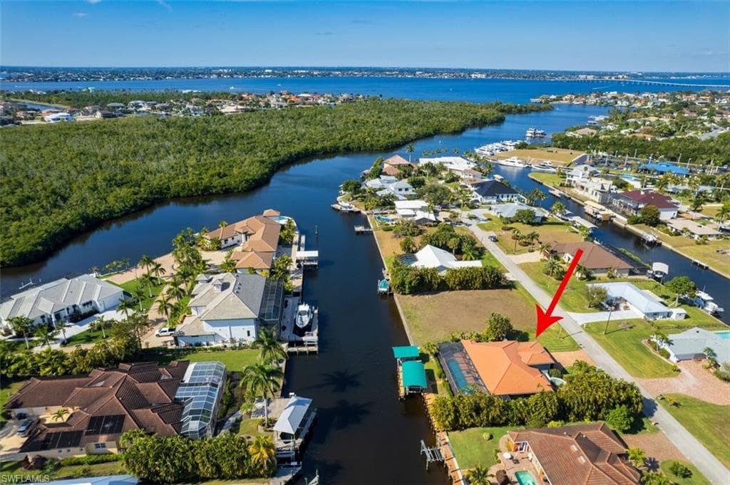 130 Montrose DR-1
