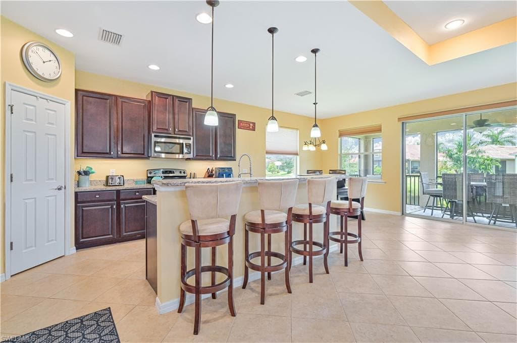 8641 Banyan Bay BLVD-19