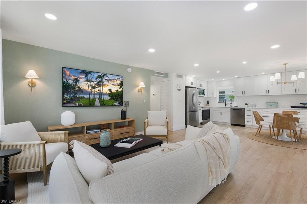1549 Sandpiper ST 89-1