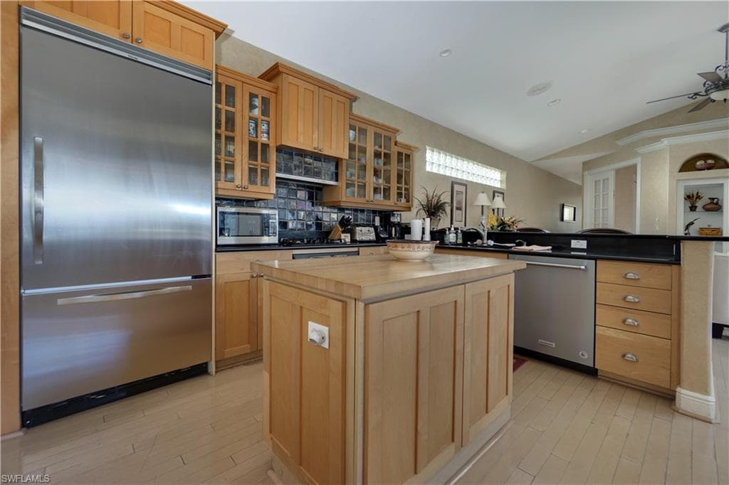 5065 Kensington High ST-6