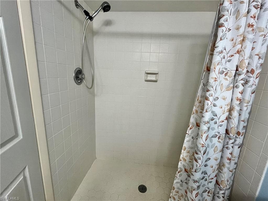 1356 Myerlee Country Club BLVD 2-26