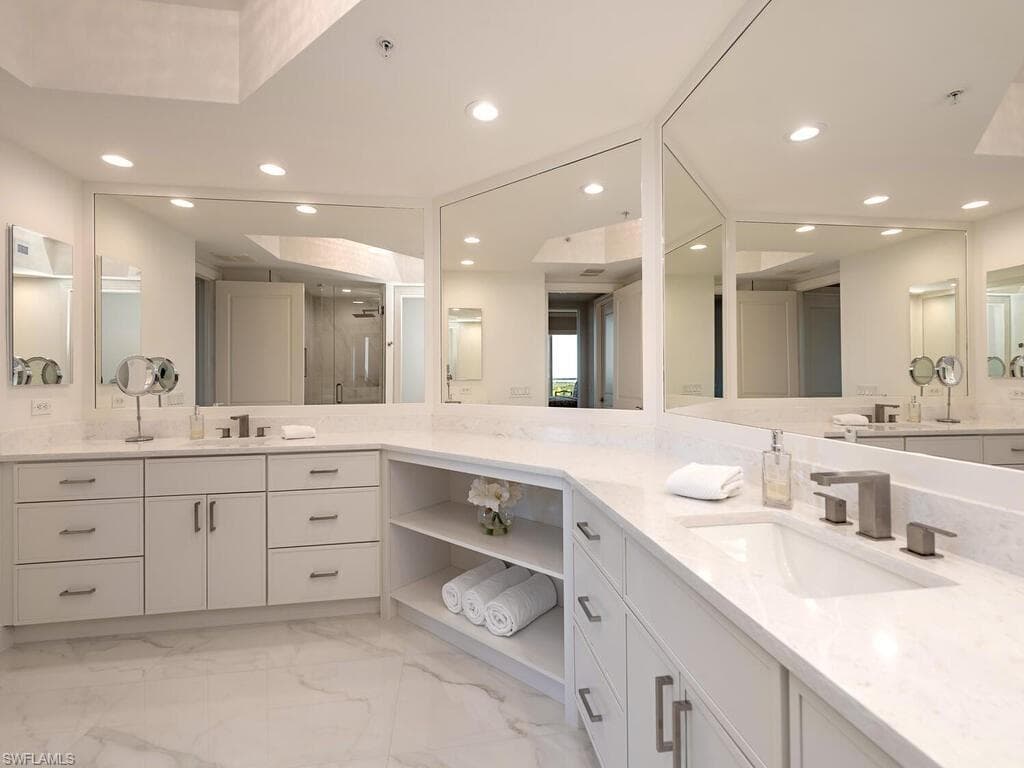 23850 Via Italia CIR 403-12