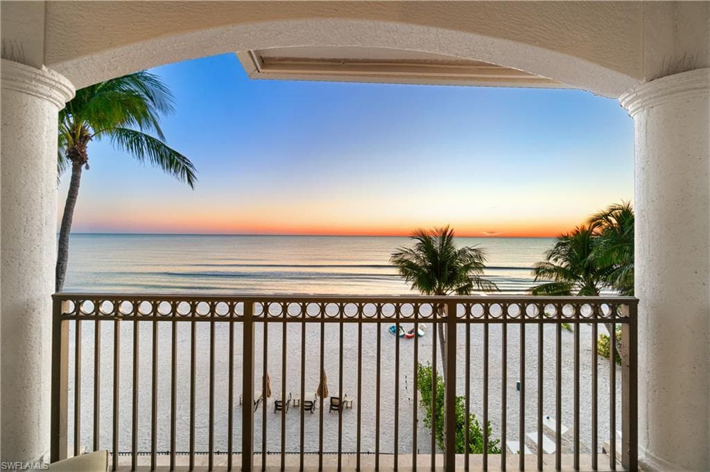 26868 Hickory BLVD-26