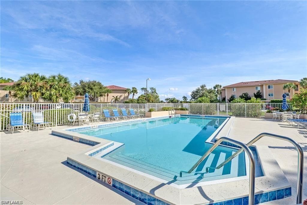 1075 Foxfire LN 309-13
