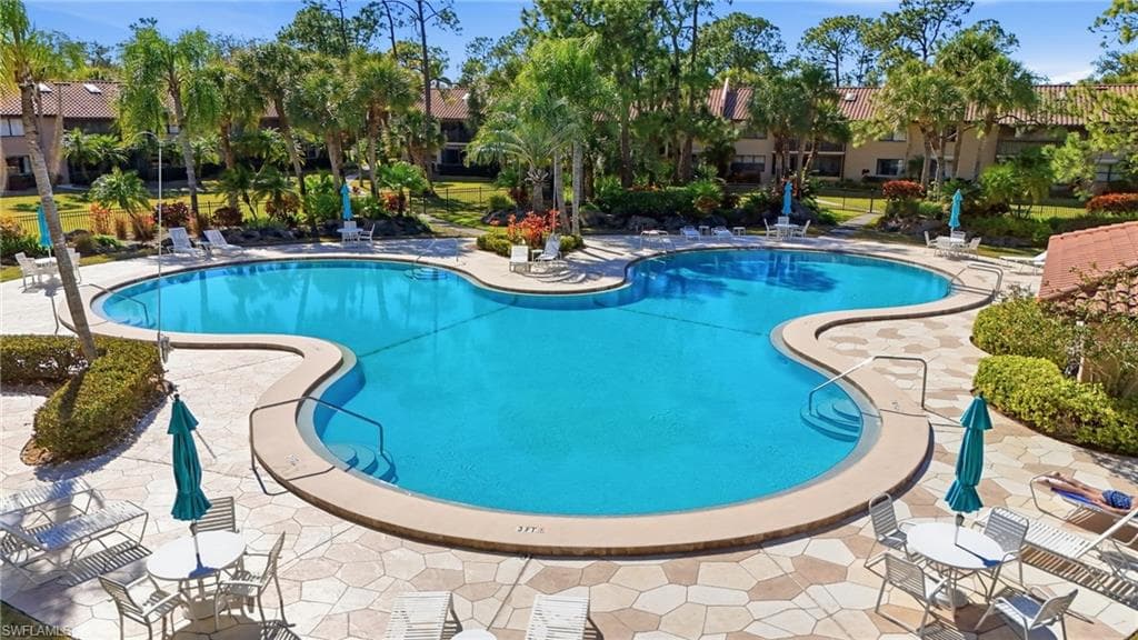 3231 Horse Carriage WAY 10-30