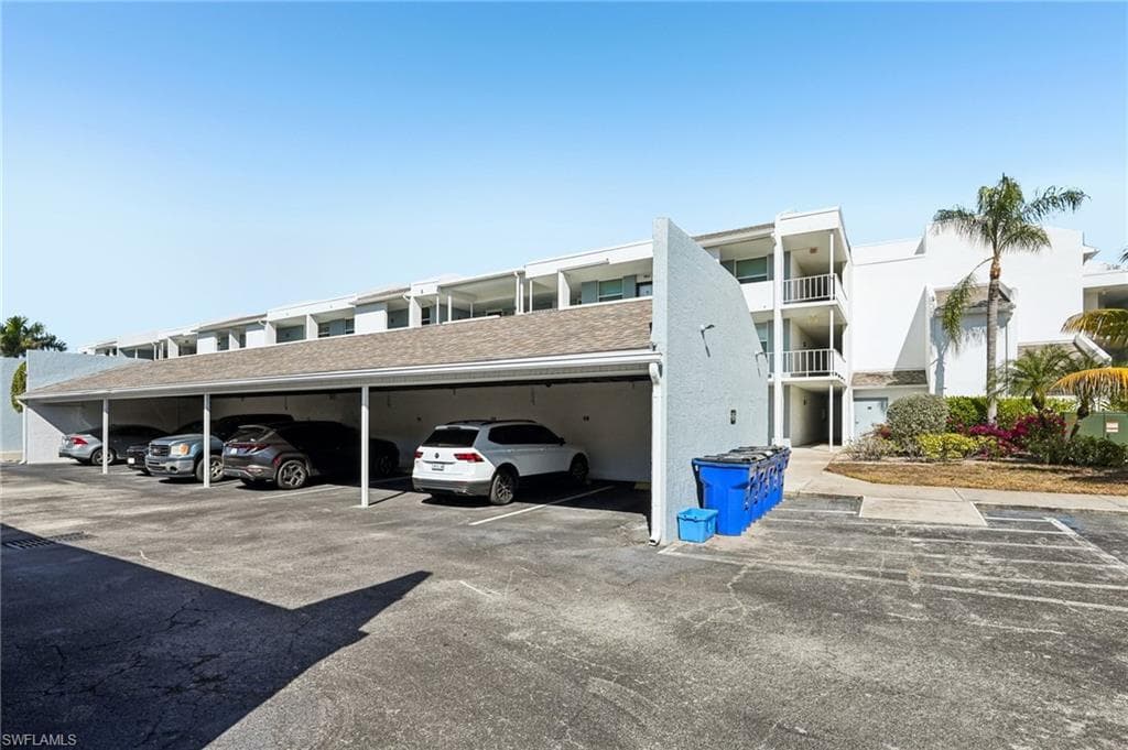 5959 Winkler RD 305-25