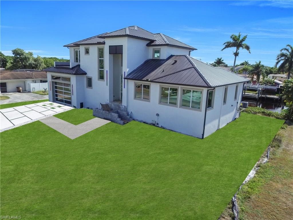 1732 Cascade WAY-2