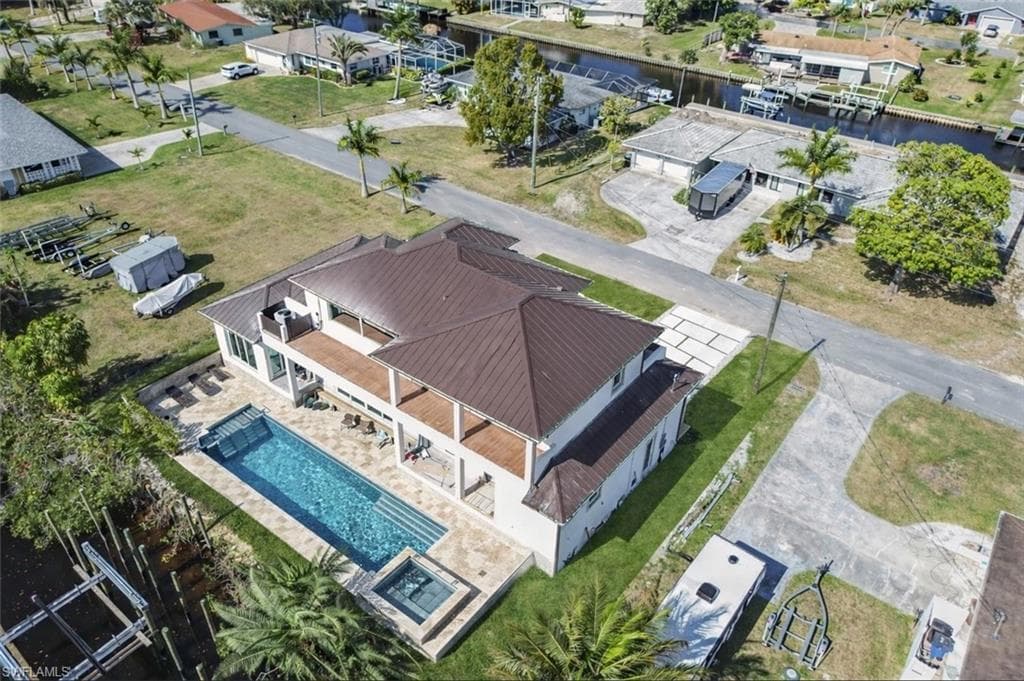 1732 Cascade WAY-12