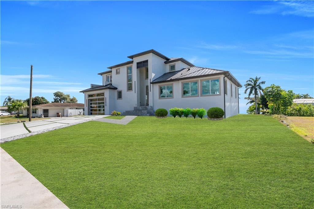 1732 Cascade WAY-3