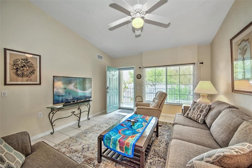 25741 Lake Amelia WAY 202-7