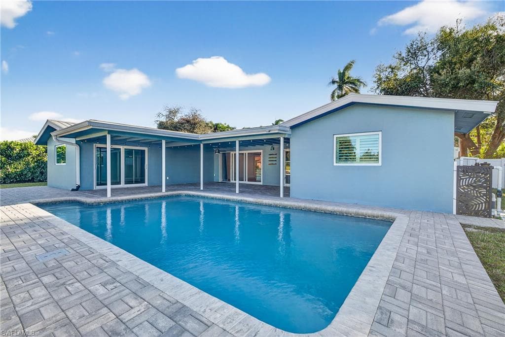 541 Bayside DR-28