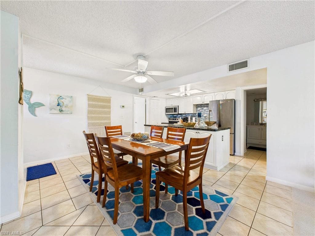 232 Palm DR 47-5-3