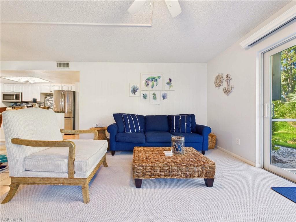232 Palm DR 47-5-5