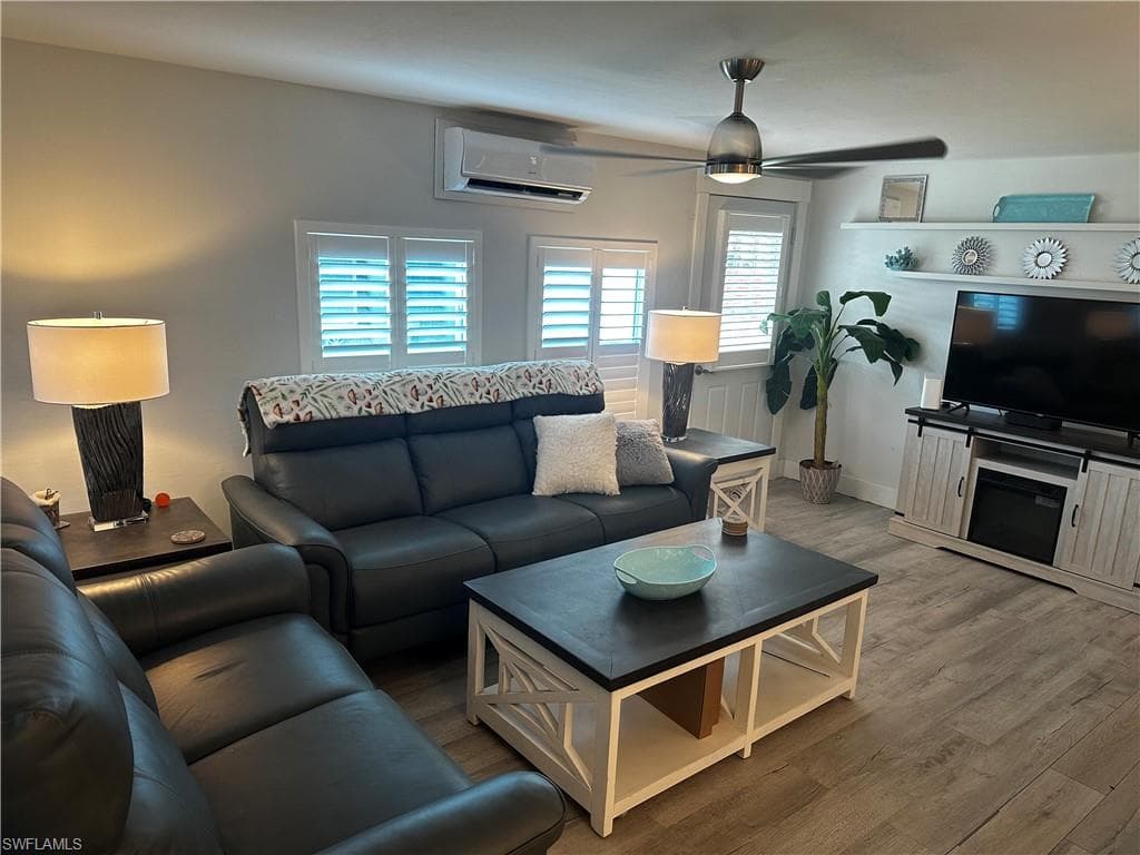 170 Pine Key LN 13-17