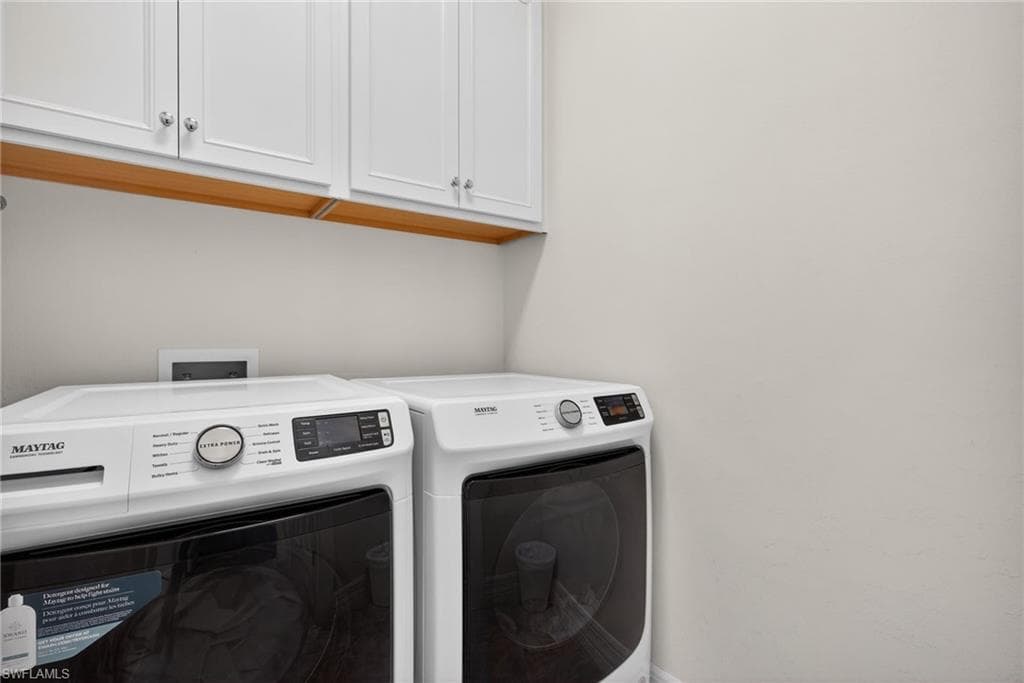 11268 Carlingford RD-23