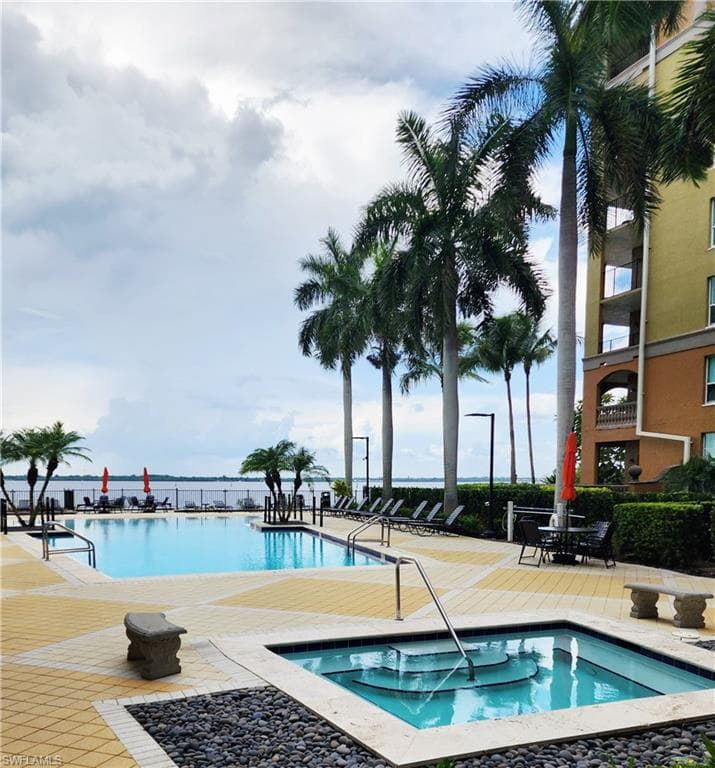 2825 Palm Beach BLVD 416-1