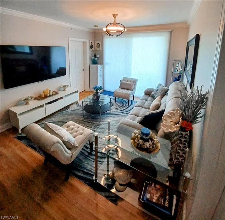 2825 Palm Beach BLVD 416-25