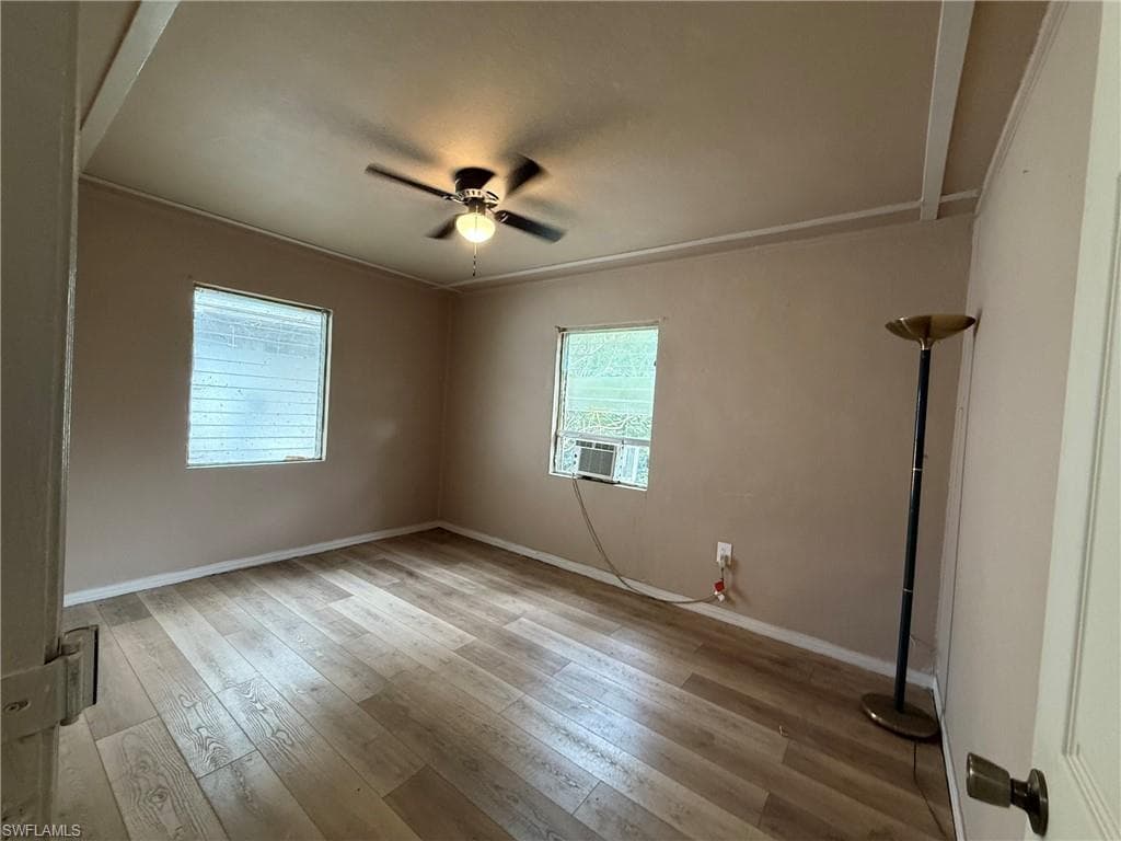 244 Labelle AVE-7
