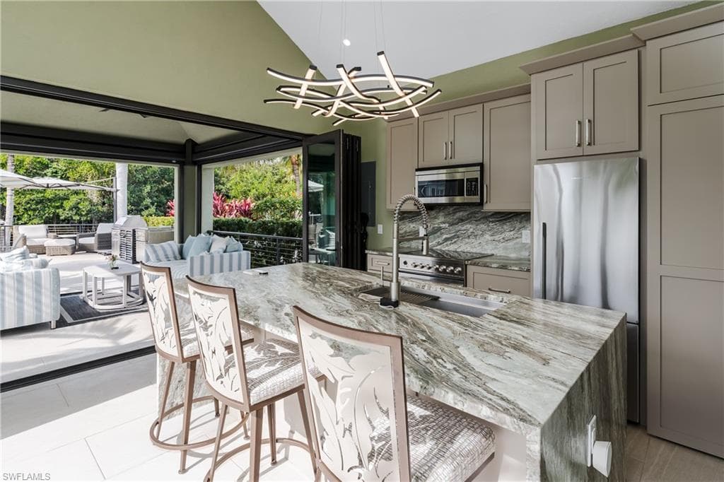 13323 Snook CIR-28