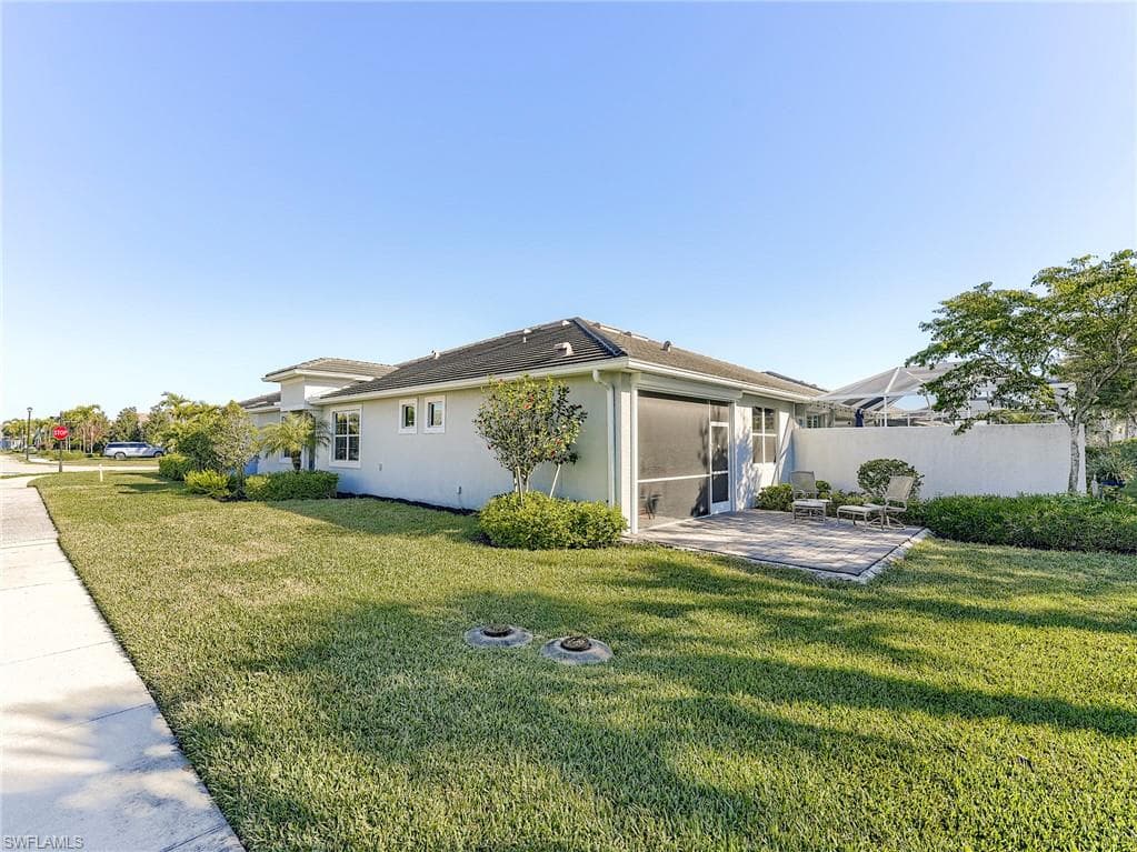10641 Jackson Square DR-33