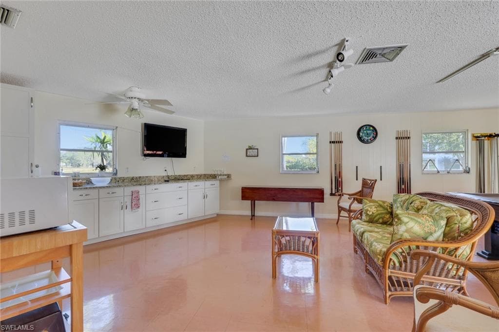 315 Saint Andrews BLVD C5-30