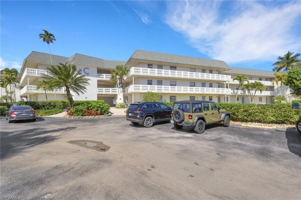 315 Saint Andrews BLVD C5-38
