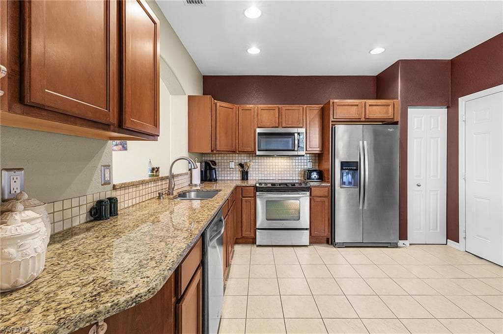 3343 Dandolo CIR-4