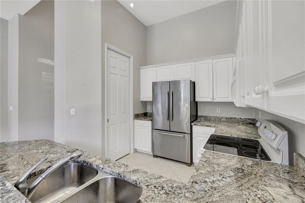 12646 Hunters Lakes CT-13