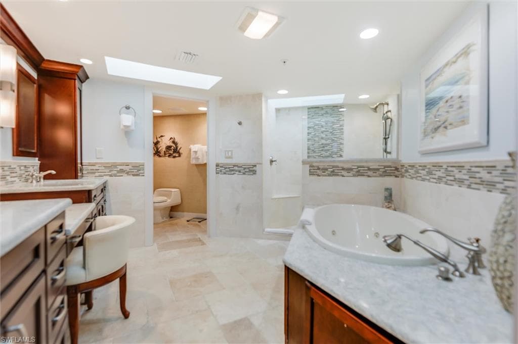1656 Lands End Vlg-21