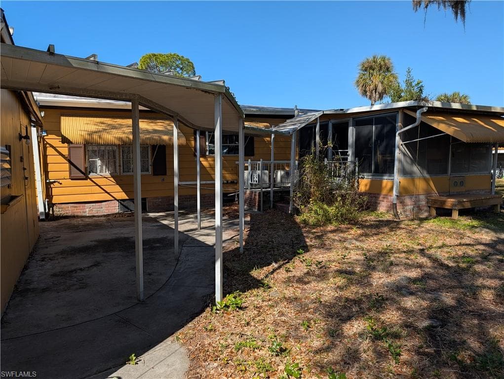807 Holly Berry CT-28