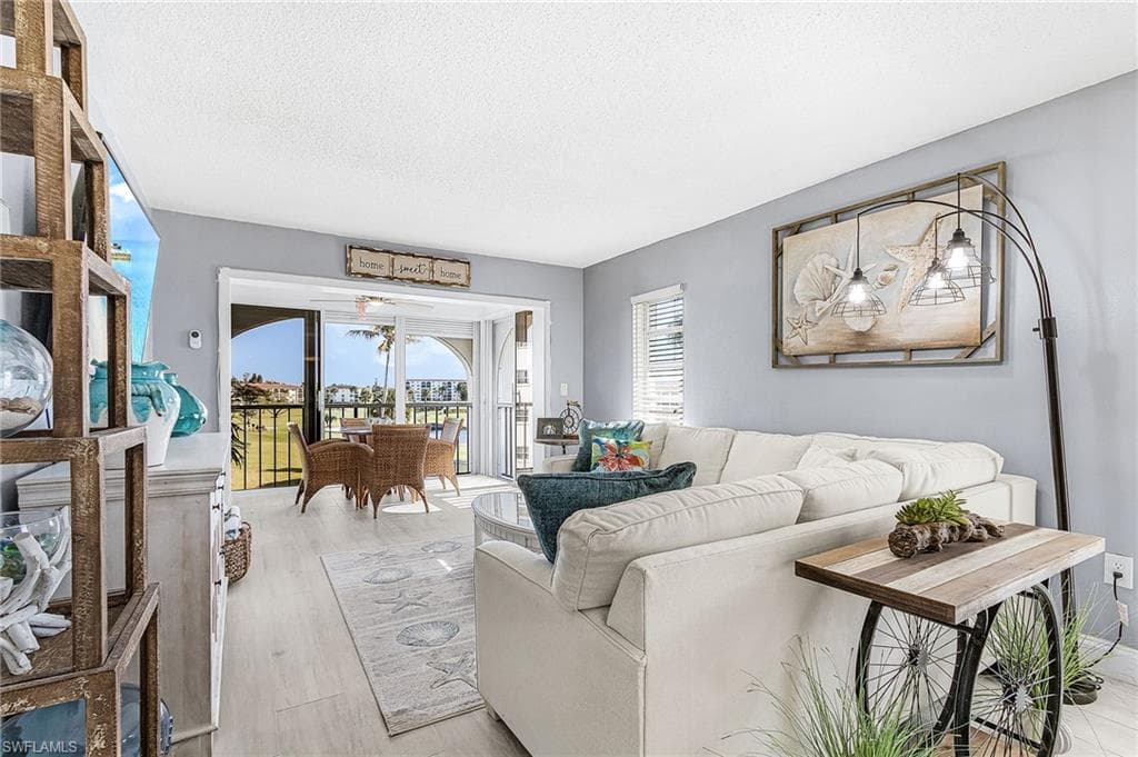 53 High Point CIR W 310-14