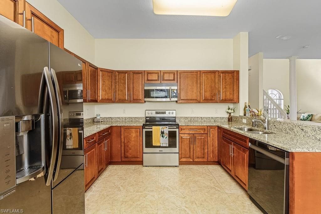 2557 Keystone Lake DR-3