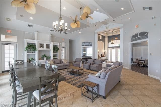 2557 Keystone Lake DR-29