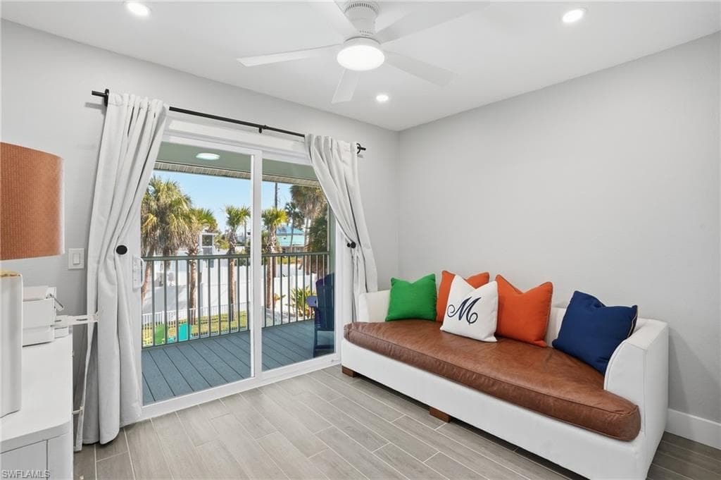 3321 Estero BLVD-22
