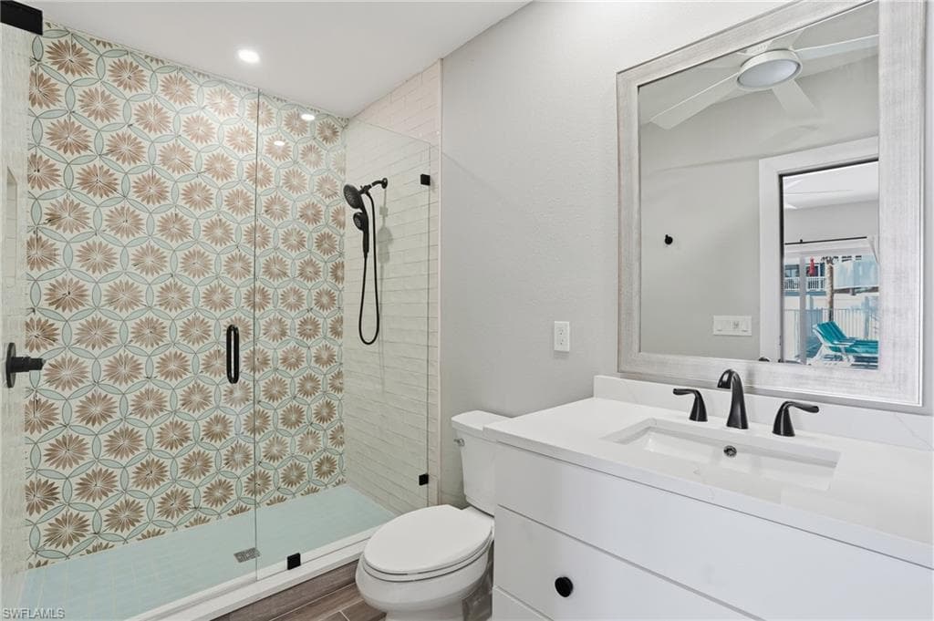 3321 Estero BLVD-37