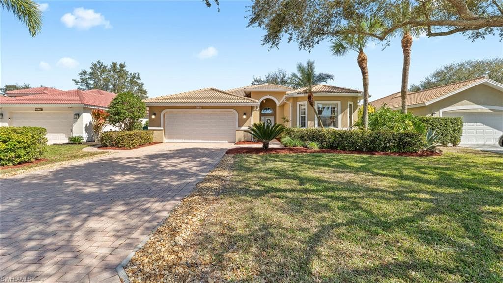2237 Heritage Greens DR-44