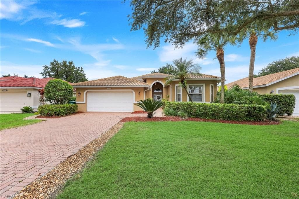 2237 Heritage Greens DR-8