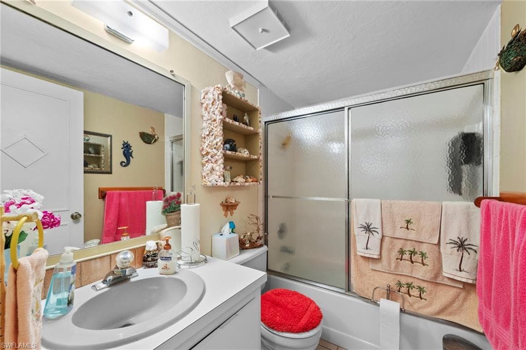 9305 Lake Park DR 102-25