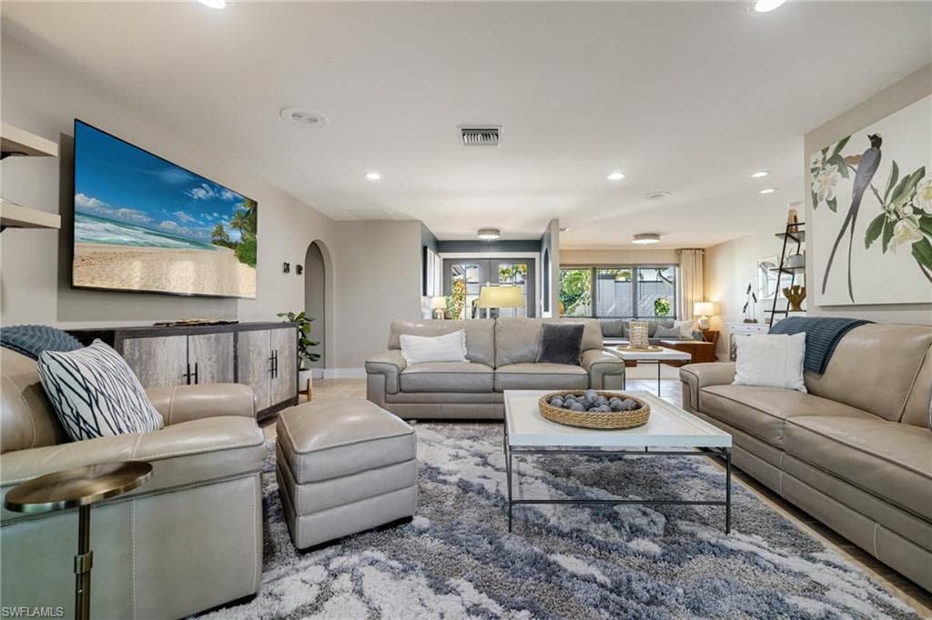 6777 Danah CT-3