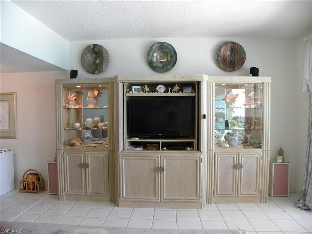 267 Barefoot Beach BLVD X604-19