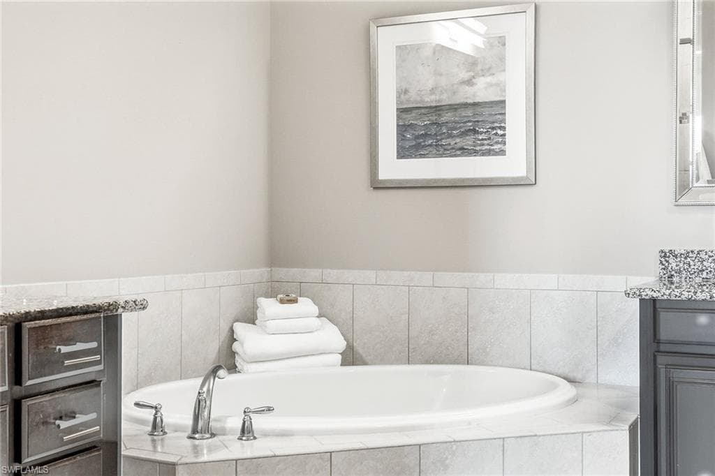 12045 Covent Garden CT 2103-22