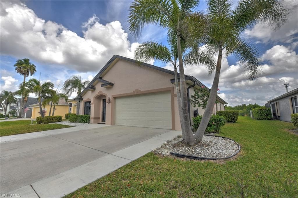15613 Beachcomber AVE-2