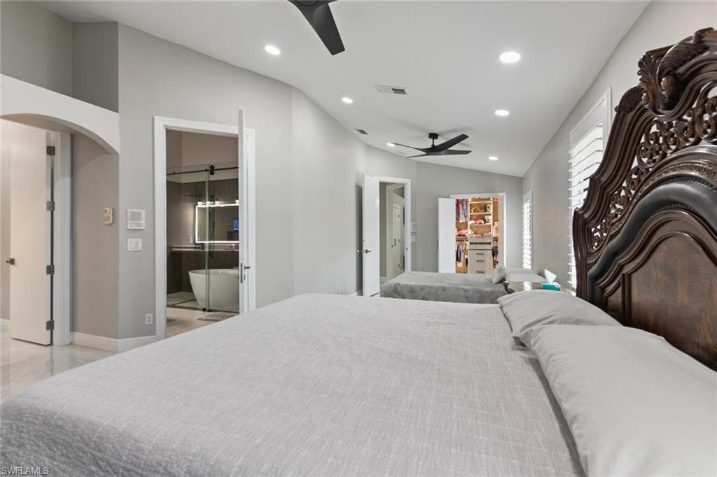 15613 Beachcomber AVE-36