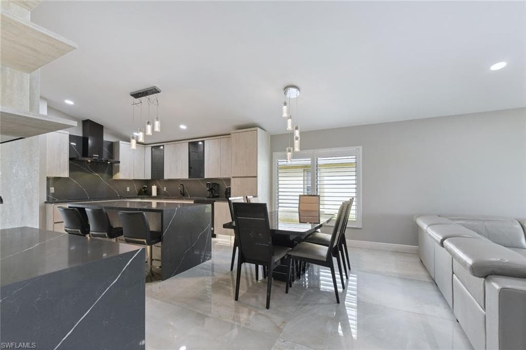15613 Beachcomber AVE-20